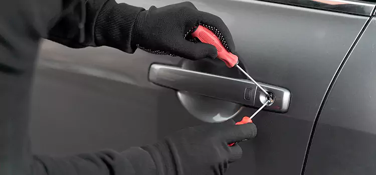 Locked Out of Car Help Riviera Beach